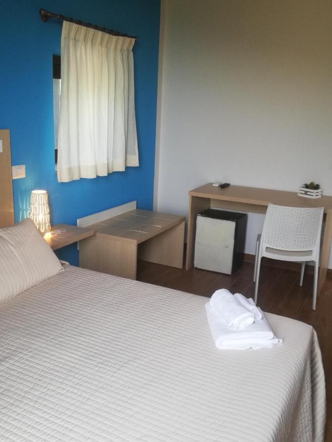 La Porta Delle Gole Hotel Motta Camastra Екстериор снимка