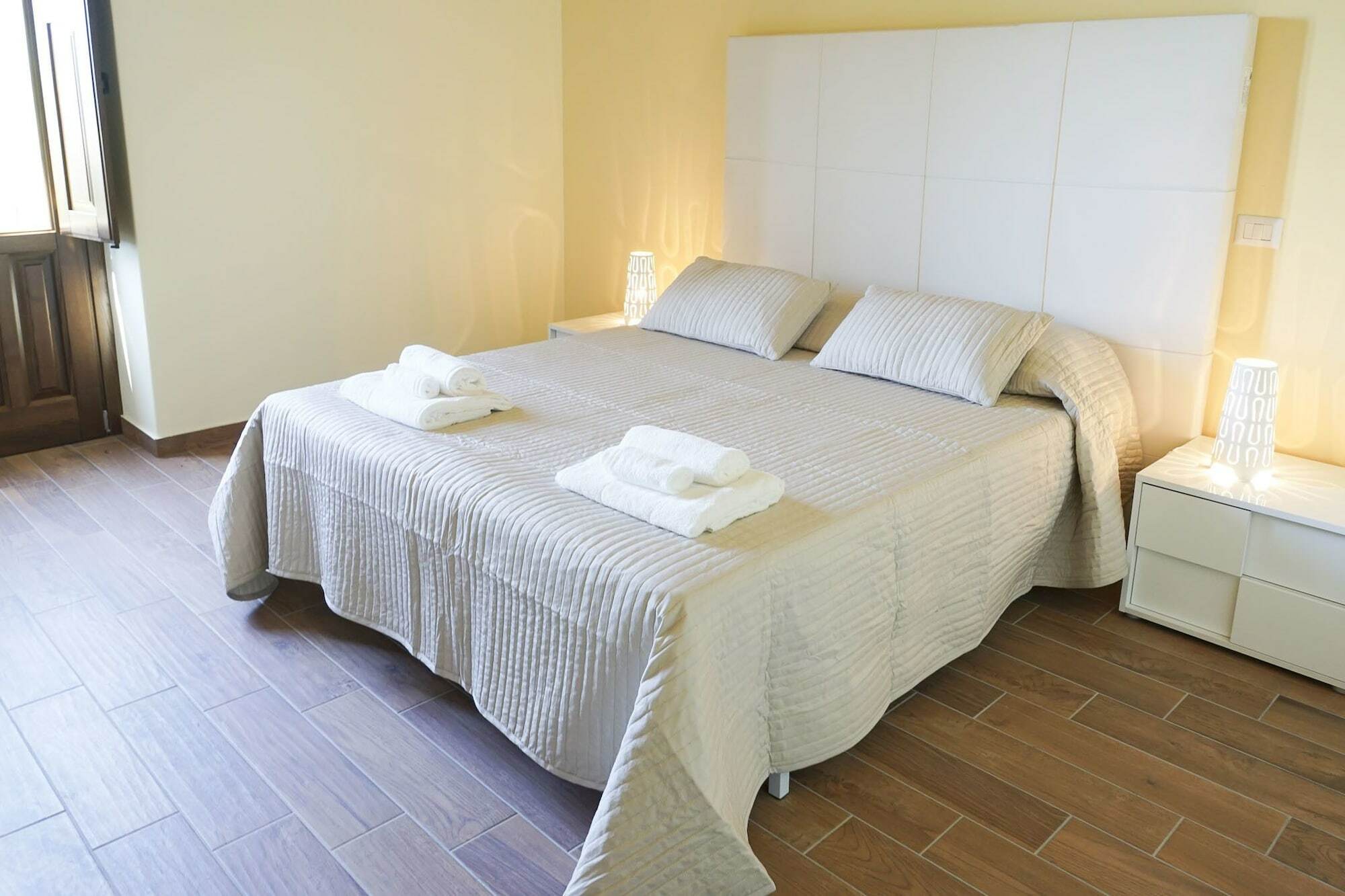 La Porta Delle Gole Hotel Motta Camastra Екстериор снимка